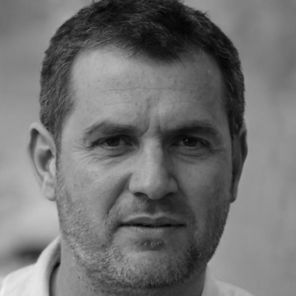 Portraitfoto von Thomas Neumann